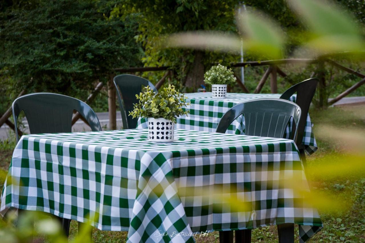 Albergo Ristorante Da Vestro Монтичиано Экстерьер фото