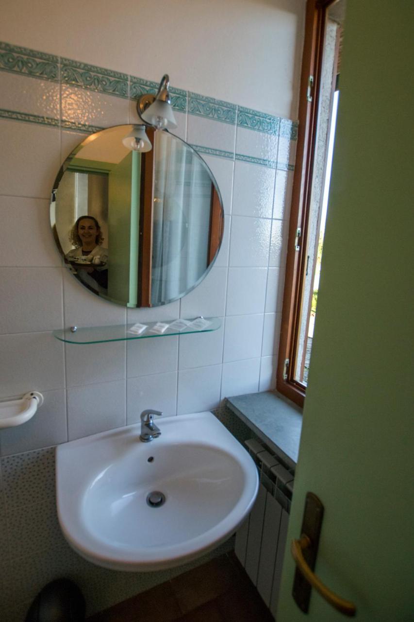 Albergo Ristorante Da Vestro Монтичиано Экстерьер фото