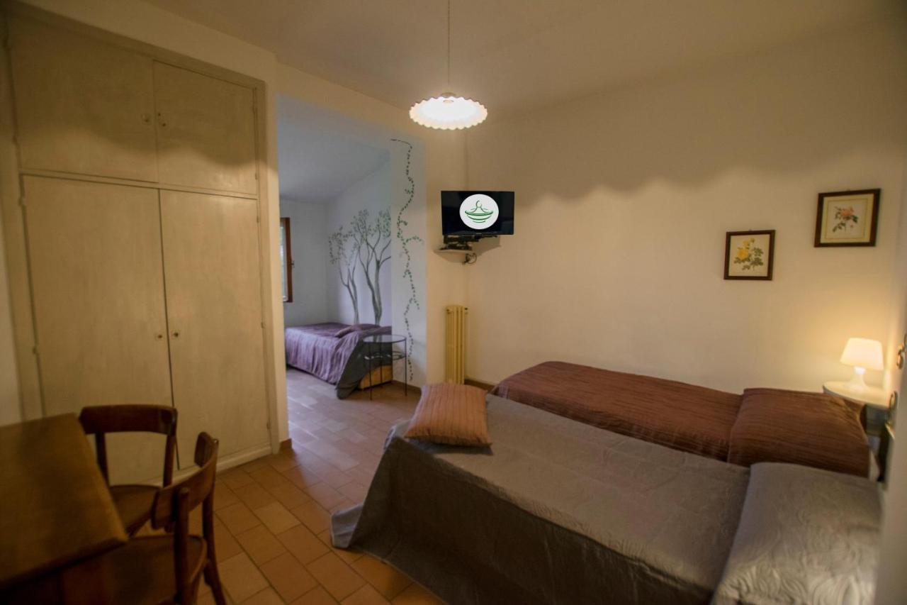 Albergo Ristorante Da Vestro Монтичиано Экстерьер фото