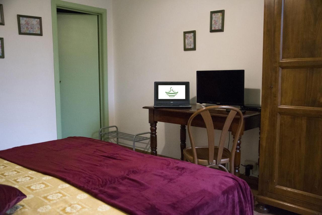 Albergo Ristorante Da Vestro Монтичиано Экстерьер фото